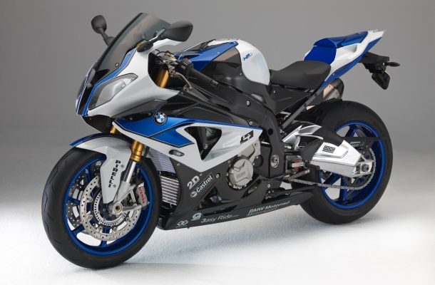 JE BMW HP4 NEJLEPŠÍ SPORTOVNÍ MOTOCYKL SOUČASNOSTI? 1