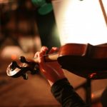 VZÁCNÉ HOUSLE STRADIVARIUS,KTERÉ LEŽELI V ŠATNÍKU DESÍTKY LET POPUTUJÍ POD KLADÍVKO 9