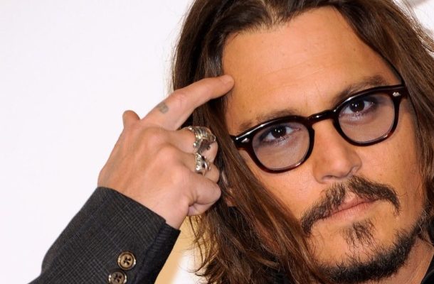 EXTRAVAGANTNÍ ŽIVOTNÍ STYL NA ZPŮSOB JOHNNYHO DEPPA STOJÍ 2 MILIONY DOLARŮ MĚSÍČNĚ 1