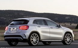 MERCEDES BENZ GLA 45 AMG: DVOULITR S VÝKONEM 360 KOŇSKÝCH SIL!!! 4