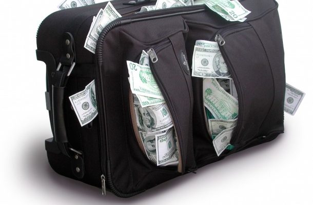 SEDM VĚCÍ, KTERÉ SI KOUPÍTE JENOM  JESTLI MÁTE NAZBYT JEDNU MILIARDU DOLARŮ 1