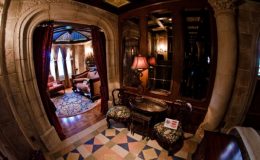 POHÁDKOVÉ A PĚKNĚ DRAHÉ HOTELOVÉ POKOJE S NÁLEPKOU WALT DISNEY 5