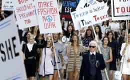 POSLEDNÍ FASHION WEEK V PAŘÍŽI UZAVŘEL MÓDNÍ TRENDY  PODZIM / ZIMA 2015 40