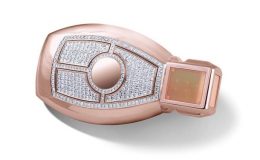 OTEVŘETE SI SVŮJ NOVÝ MERCEDES-BENZ  ZLATÝM KLÍČEM 2