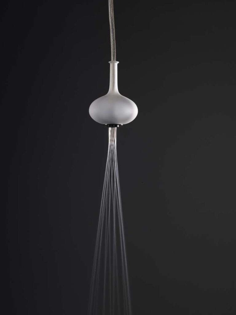 Luxusní sprcha Melograno - deset saténových vyfukovaných skleněných koulí 3