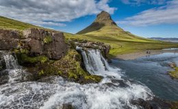 Hora Kirkjufell na Islandu 1