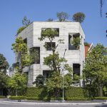 House for Trees – dům, kterým prorůstají stromy 7