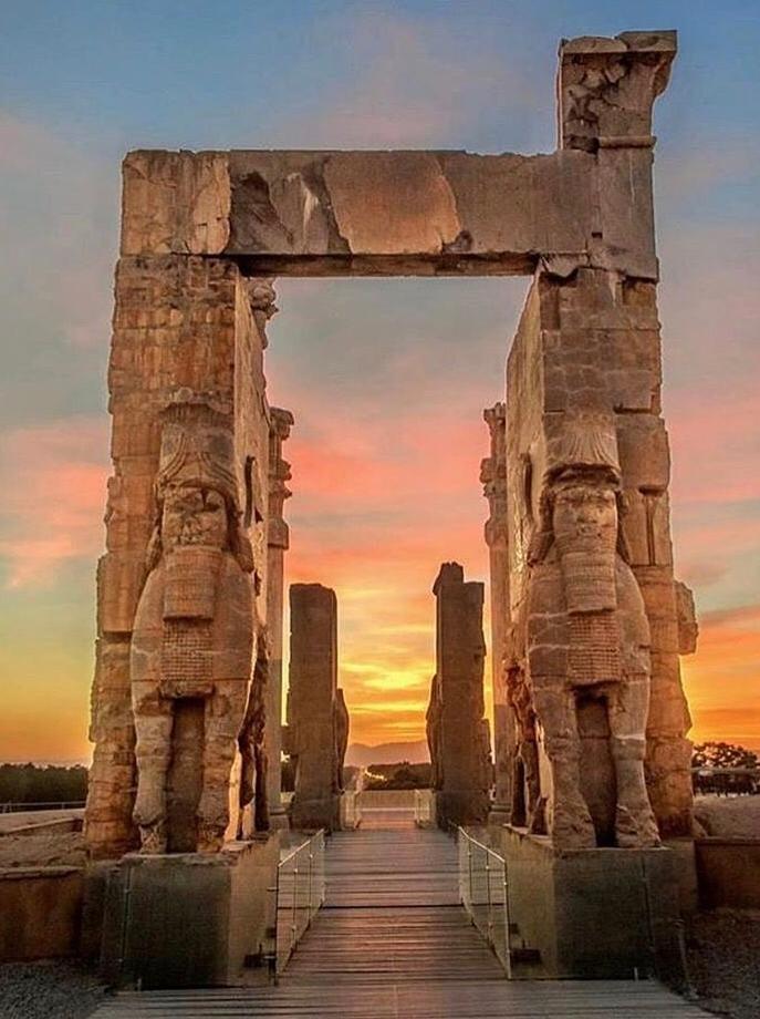 Navštivte ruiny staré Persepole 2