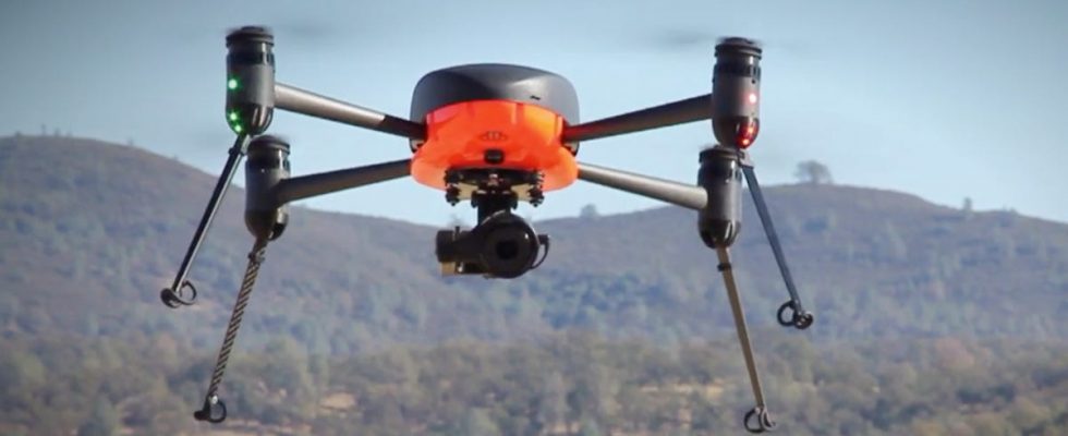 Pandemický dron může pomoci odhalit nakažené v davu 1