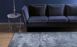9 způsobů jak uspořádat design kolem nevzhledného koberce 1
