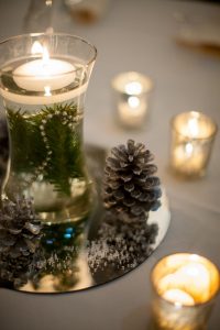 Jak vyrobit zimní vánoční plovoucí svíčky 2