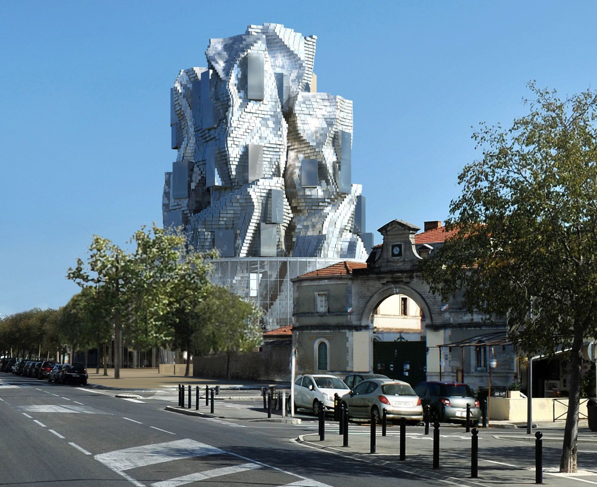 13 příkladů architektury s odrazem 3