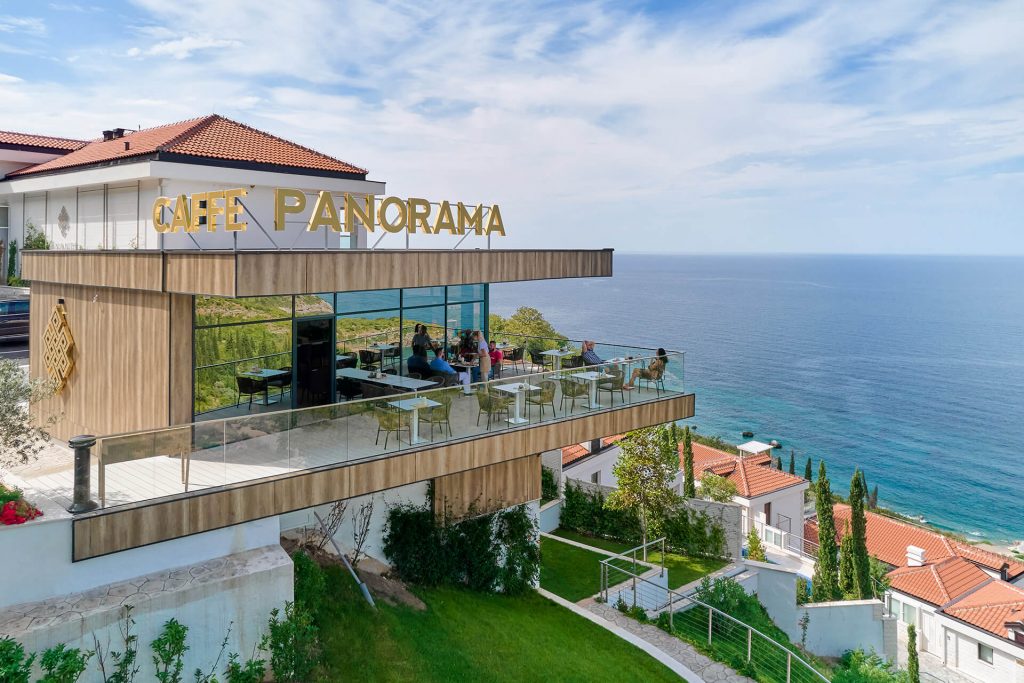 Nejlepší luxusní hotely v Černé Hoře 4