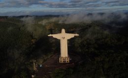 Nová socha Ježíše v Brazílii patří k nejvyšším na světě 8