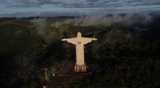 Nová socha Ježíše v Brazílii patří k nejvyšším na světě 6