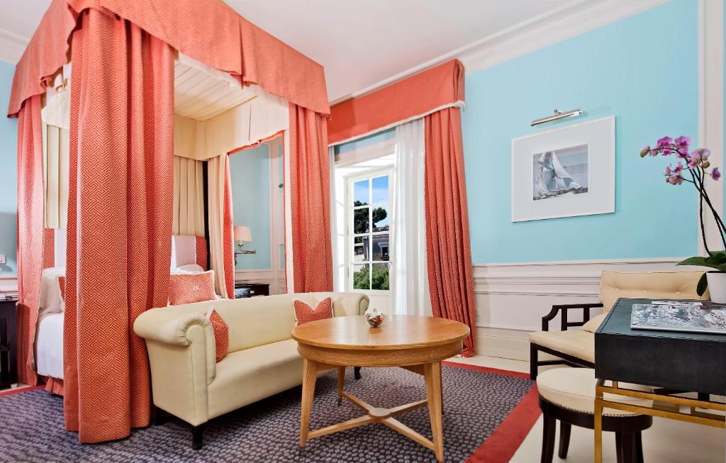10 nejlepších luxusních hotelů na Amalfitánském pobřeží, Ischii a Capri 4