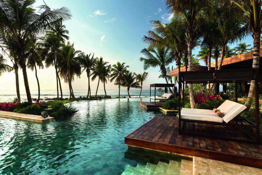 10 nejlepších luxusních resortů v Karibiku 2
