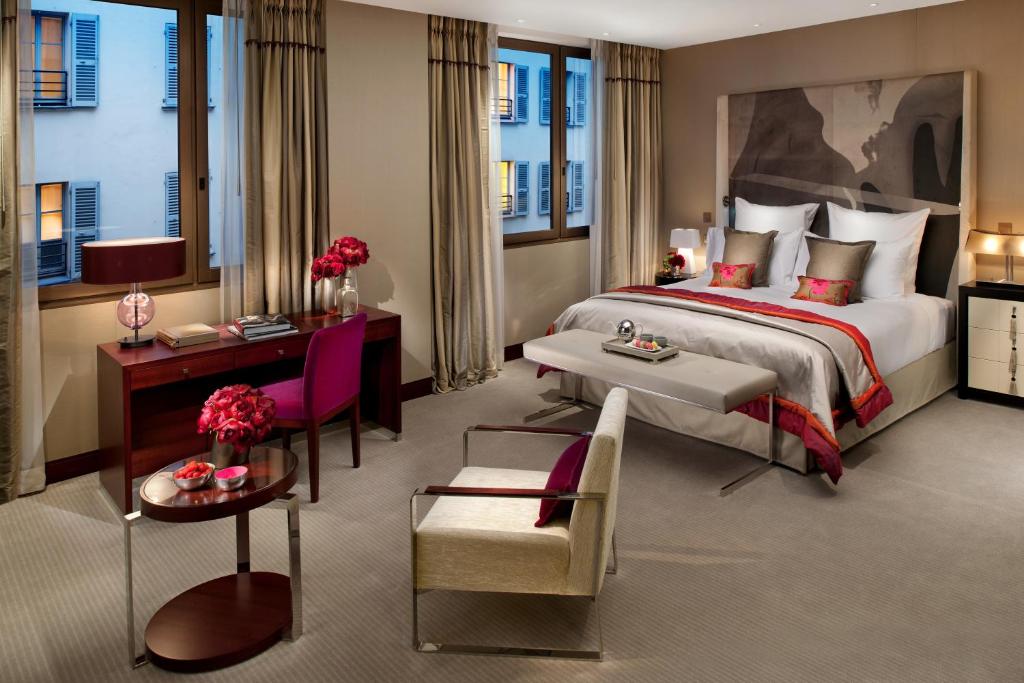 10 nejlepších luxusních hotelů v Paříži 3