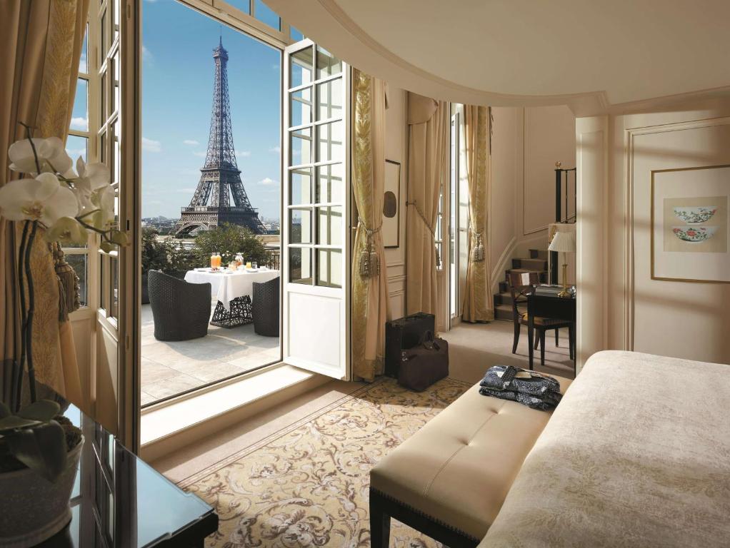 10 nejlepších luxusních hotelů v Paříži 8
