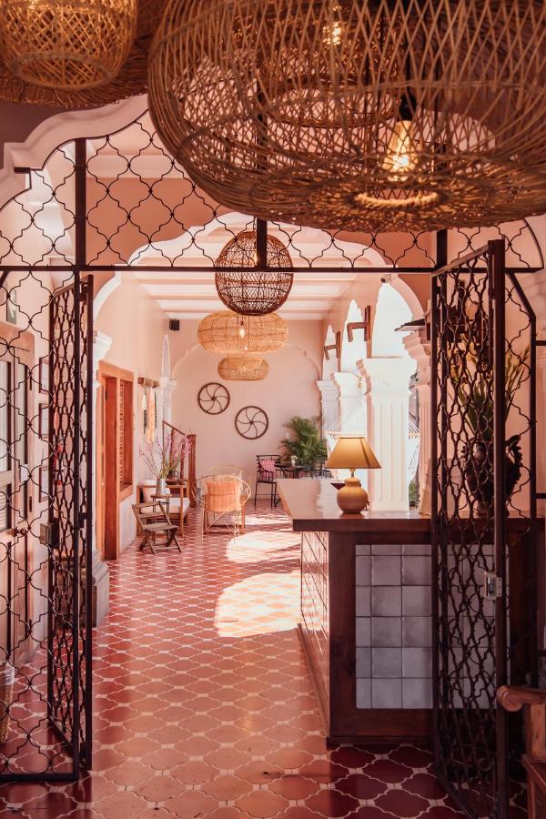 Ojalá, Antigua, Guatemala 1