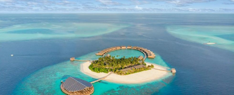 Na Maledivách se otevírá působivý ostrovní resort na solární energii 1