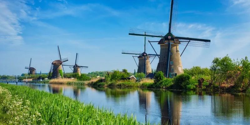 Větrné mlýny, Kinderdijk, Nizozemsko 1