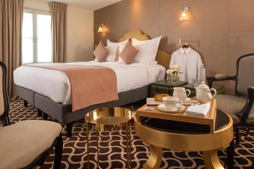 10 nejromantičtějších hotelů v Paříži 7