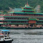 Ikonická plovoucí restaurace v Hongkongu se potopila 3