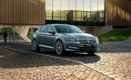 Škoda připravuje uvedení čtvrté generace modelu Škoda Superb 4