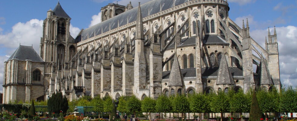 Památka UNESCO- Katedrála sv.Štěpána v Bourges 1
