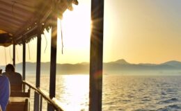 Ponořte se do kouzla západu slunce a užijte si hudební výlet lodí v Palmě de Mallorce 18