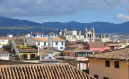 Čím je Granada nejznámější? 40