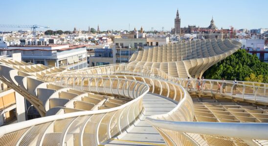 Liší se Sevilla a Sevila? 8