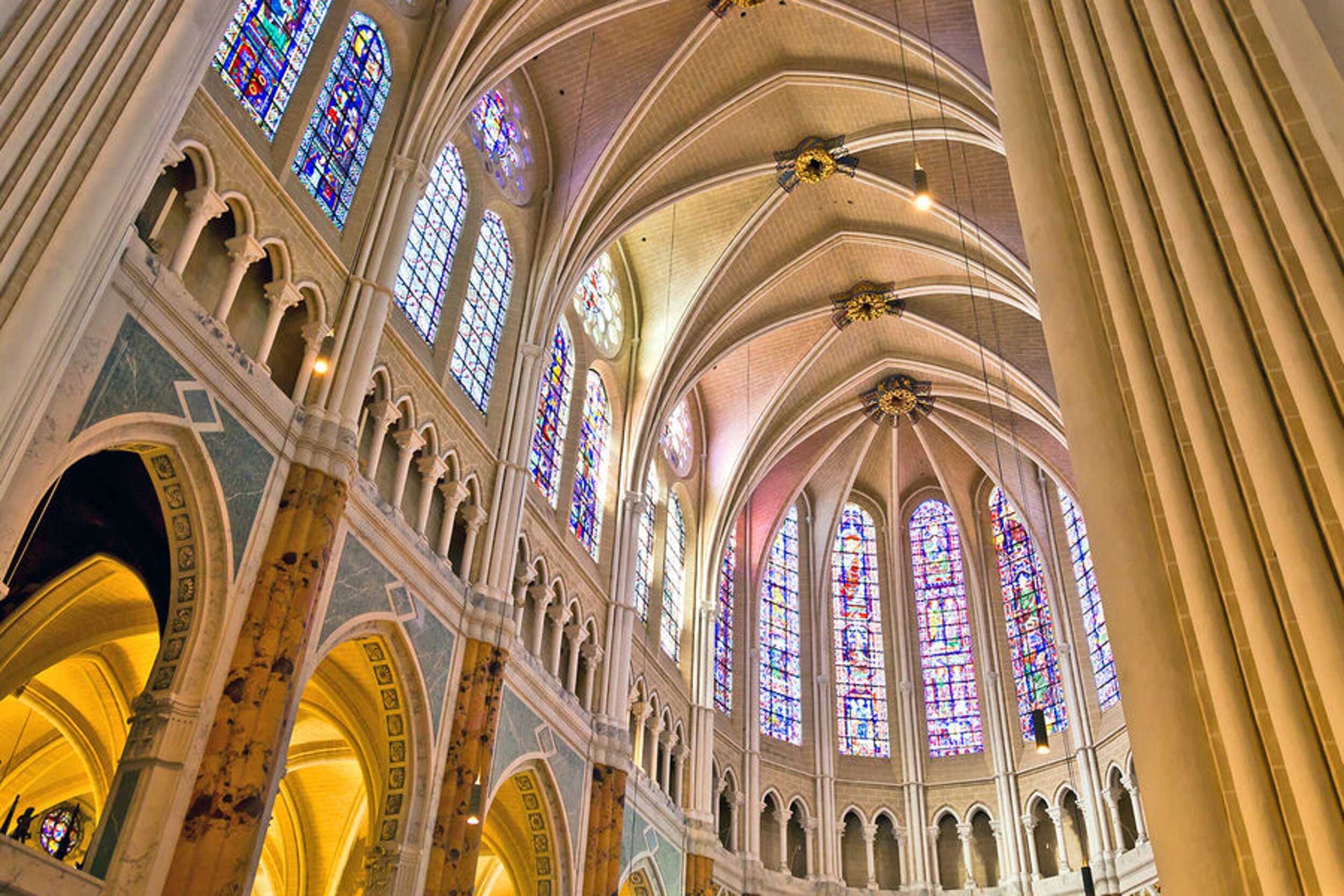 Navštivte katedrálu ve francouzském Chartres 1