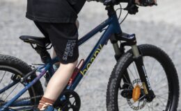 Pro mladé cyklisty: Enduro šortky Stoker Youth 27