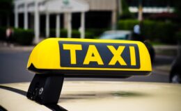 Kolik stojí taxi ve Valencii? 10