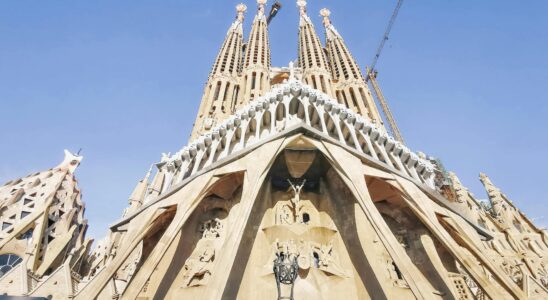 Proč byla Sagrada Familia zničena? 1