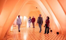 Noční návštěva Casa Batlló v Barceloně s welcome drinkem 3